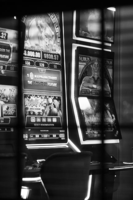 The Online Betting Experience: A Grounded Look